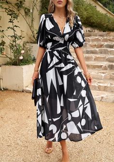 Bohemian Print Dress, Big Arms, Mode Prints, Printed Long Skirt, Floral Bodycon, Chiffon Fashion, Bodycon Maxi Dresses, Black Lines, Sleeves Clothing