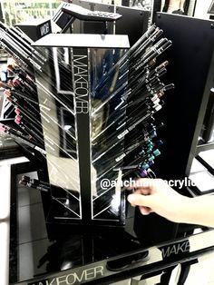 Eyeliners makeup pen display. Luxury makeup pencil display stand. Pencil Display, Makeup Pencil, Makeup Pen, Pen Display, No Eyeliner Makeup