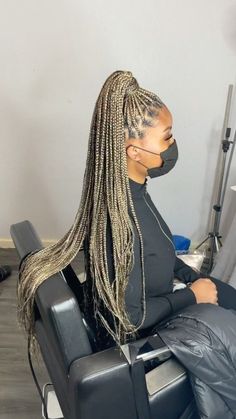 Knotless Box Braids Medium 27/613, 1b 27 And 613 Knotless Braids, Ashy Blonde Braids, 27 613 Knotless Braids, 4 27 613 Braids, 613 27 4 Braids, 4/27/613 Knotless Braids, 1b 27 Knotless Braids, 613 And 27 Knotless Braids