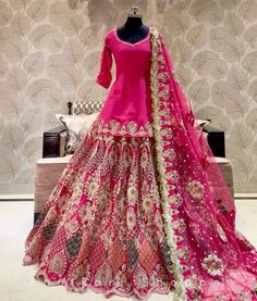 a wedding, party wear heavy magenta suit Lehenga Combination, Magenta Suit, Functional Dress, Designer Suits For Wedding, Dreamy Outfits, Punjabi Dresses, Indian Suit, Lehenga Design