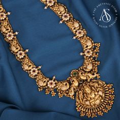 Short Chains Gold, Indian Jewelry Silver, Silver Indian Jewelry, Haram Designs, Bridal Diamond Necklace, Gold Temple Jewellery