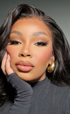 Beauty Aesthetic Eye Makeup, Aesthetic Eye, Maquillage On Fleek, Mode Tips, Radiate Confidence, Black Inspiration