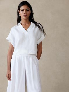 Cruz Linen Utility Top | Banana Republic White Linen Top Outfit, White Linen Shirt Outfit Women, Linen Blouses For Women, Linen Top Outfit, Linen Outfits For Women, Linen Shirts Women Outfits, Loose Top Outfit, Summer Linen Outfits, Blouse Outfit Casual