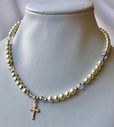 Gold Cross Baptism Pearl Necklace, Gold Cross First Communion Pearl  Necklace, Gold Cross ConfirmationPearl  Necklace First Communion Pearl Drop Jewelry, Elegant Pearl Jewelry For Baptism, Pearl Charm Jewelry For First Communion, Pearl Jewelry For Baptism With Round Beads, Spiritual Pearl Jewelry For Baptism, Elegant Pearl Jewelry For Confirmation, Gold Pearl Jewelry For Baptism, Elegant Personalized Necklace For First Communion, Pearl White Spiritual Jewelry For First Communion