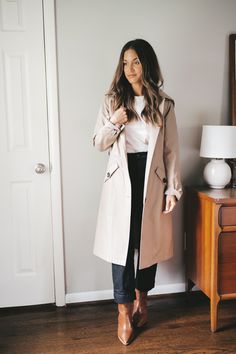 Six Autumn Looks From My Capsule Wardrobe - Stitch & Salt Fall Transitional Outfits, Transitional Outfits, Work Coat, Transition Outfits