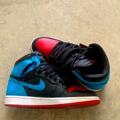 Women’s 7.5 Only Worn 4 Times. Purchased The Shoes On Goat. The Shoes Will Not Come In The Original Box. Great Condition And I’ve Kept Them Clean. Make And Offer I Am Willing To Negotiate.#Nike #Airjordan #Sneakers Red Jordans, Jordan Ones, Blue Jordans, Jordan 1s, Jordan 1 High Og, Cute Nike Shoes, Cute Nikes, Air Jordan 1 High, Jordan 1 High