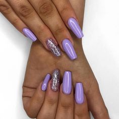 Esmalte lilás: 30 inspirações + dicas de esmaltes para arrasar Lilac Colour Nail Art, Nails Roxo, Lavender Shimmer Nails, Sparkly Purple Nails Lavender, Birthday Nails, Pretty Nails, Nail Designs, Nail Art, Nails