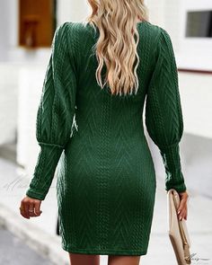 Elluis - Classic Cable Knit Bodycon Dress with Elegant Round Neck and Gigot Sleeves Knit Bodycon Dress, Lantern Sleeve Sweater, Estilo Grunge, Dress Sleeve Length, Bodycon Dress With Sleeves, Chic Type, Knitted Bodycon Dress, Estilo Chic, Outerwear Outfit