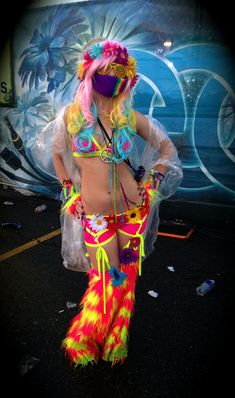 daisy carnival electric outfits Electric Daisy Carnival Outfits, Electric Daisy, Electric Daisy Carnival, Rave Outfits, Daily Inspiration, Favorite Outfit, Carnival, Daisy, New York