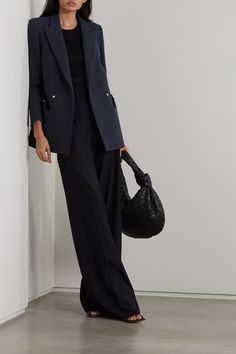 Navy Blazer Looks For Women, Navy Blue Attire Women, Navy Blazer Styling, Styling A Navy Blazer, Styling Navy Blazer, Cobalt Blue Blazer Outfit, Blue Blazer Women Outfit, Black And Blue Outfits For Women, Navy Blue Office Outfits Women