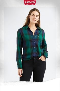 Borrowed from the boys, worn better by you. This easy-fitting shirt works any day of the week. Fall Outfits 2018, Western Denim Shirt, Maxi Dress Online, Shirt Blouses Tops, Boyfriend Shirt, Tennis Dress, Plaid Flannel Shirt, Polo Dress, Womens Casual Outfits