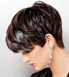 Messy Bob Haircut, Unicorn Tattoo, Short Sassy Hair, Pixie Haircut For Thick Hair, Choppy Hair, Short Pixie Haircuts, Haircut For Thick Hair, Short Hair Haircuts, Short Hair With Layers