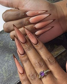 #naildesign Stiletto Nail Ideas, Embellished Nails, Black Acrylic Nail Designs, Nails 2025, Lux Nails, Acrylic Nails Stiletto, Posh Nails, Fab Nails, 2024 Nails