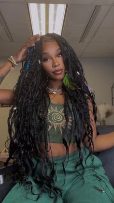 Messy Goddess Locs, Fairy Locks, Fairy Locs, Dread Ideas, Locs Ideas, Boho Goddess Locs, Exotic Outfits, Spiritual Aesthetic, Bohemian Locs