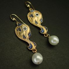 Daisy Art Nouveau Earrings With Pearl and Sapphire Floral Earrings Bijoux Fleur - Etsy Art Nouveau Jewelry With Matching Earrings For Wedding, Art Nouveau Wedding Jewelry With Matching Earrings, Art Noveau Jewellery, Midnight Sapphire, Nouveau Earrings, Jewelry 2024, Art Nouveau Earrings, Period Art