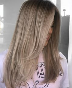 Ladies who are wanting to show off the greatest fall-autumn styles 2017 with light colored hair, they ought to definitely Brown Hair Colors Ideas, Tmavý Blond, Hair Colors Ideas, Hair Blond, Brunette Balayage, Balayage Blonde, Hair Color Light Brown, Ash Blonde Hair, Frontal Hairstyles