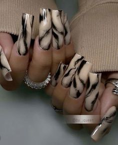 Pinterest Guide, September Nails, Acrylic Nail Set, Cream Nails, Animal Print Nails, Coffin Nails Designs, Types Of Nails, Nail Shapes, Stiletto Nails