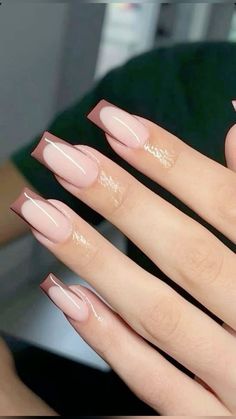 October Nails Ideas Simple, Straight Tip Nails, November Nails Fall Long, Fall Frenchies Nails, Nail Ideas Nude Colors, Minimalistic Fall Nails, Nail Inspo French Tip Square, Fall French Tip Nails Coffin, Nudę Nails