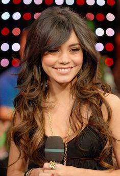 Vanessa Hudgens Hair Bangs, Vanessa Hudgens Bangs, 2000s Side Bangs, Vanessa Hudgens Hair, Cloud Dough, Swept Bangs, Side Swept Bangs, Side Swept, Side Bangs