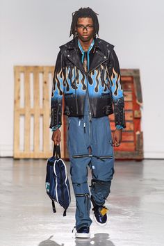 Streetwear Fashion Show, Reworked Clothes, Maison Mihara Yasuhiro, Maison Mihara, Mens Fashion Streetwear, Menswear Fashion Show, Vogue Russia, Menswear Fashion, Fashion People