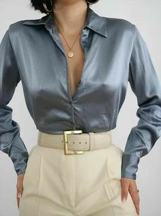 Image in FASHION 💅👗👠💄👜 collection by badgorlll Beige Pants, Woman Suit Fashion, Mode Inspo, 가을 패션, Professional Outfits, Suit Fashion, Mode Inspiration, Work Attire, Office Outfits