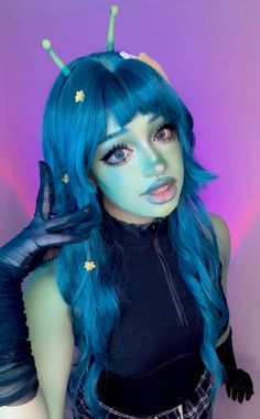 Alien Rave Makeup, Alien Digital Art, Ishoku Hada, Hada Makeup, Green Alien Costume, Green Alien Makeup, Alien Makeup Pretty, Green Alien, Alien Fashion