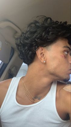 Burst Fade Long Curly Hair, Taper On Sides Only, Wavy Hair Haircuts Men, Low Taper Fade Haircut Long Hair Curly, Medium Length Curly Hair Men Short Sides, Taper Fluffy Hair, Mens Haircuts For Curly Hair, Low Taper Mullet Curly, Curly Hair Mid Taper