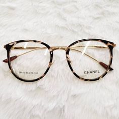 Morana Vitalio The Predator, Darkverse Series, Glasses Women Fashion Eyeglasses, Morana Vitalio, Cute Glasses Frames, Glasses Frames Trendy, Classy Glasses, Glasses Inspiration, Chic Glasses