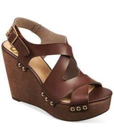 Plataforma Fab Shoes, Wedge Heel Sandals, Platform Wedge Sandals, Designer Sandals, Platform Wedge, Leather Wedges, Clarks Shoes, Stylish Shoes, Womens Shoes Wedges