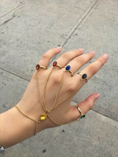 Marvel Jewelry, Marvel Clothes, Marvel Funny, Hand Jewelry, Marvel Movies, Scarlett Johansson, Pretty Jewellery, Marvel Superheroes, Marvel Universe