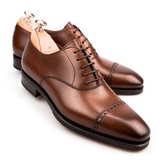 Carmina Shoes, Cordovan Shoes, Gents Shoes, Brown Oxford Shoes, Oxford Shoes Outfit, Wingtip Oxford Shoes, Tokyo Street Fashion, Oxford Shoe, Gentleman Shoes