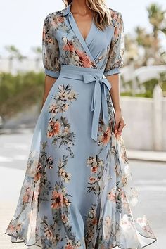 Colette Paris, Outfit Ideas Winter, Outfits For Summer, Outfit Autumn, Moroccan Fashion, Outfit Jeans, Ideas Outfit, V Neck Midi Dress, Elegant Dresses For Women