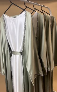 Eid Outfits For Teens, Eid Outfits Ideas, Lace Abaya, Eid Abaya, Eid Outfit Ideas, Eid Looks, Abaya Collection, Abaya Fashion Dubai, Abaya Outfit