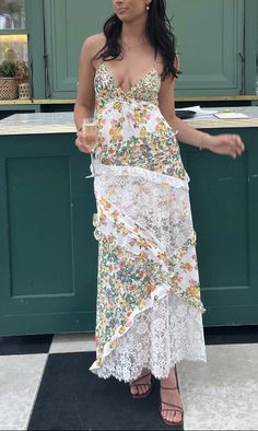 Long Cottagecore Dress, Europe Dresses Summer, Statement Tops Blouses, Long Dresses Floral, Wedding Italy Dress, Girly Hippie Outfits, Floral Layered Dress, Fancy Sundress, Sundress Party