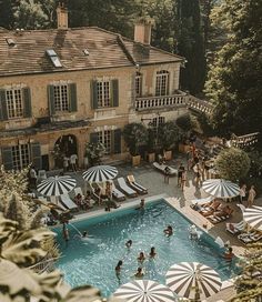 Riad Marrakech, French Chateau, Italian Summer, Park Homes, South Of France, Pool House, Summer House, Amalfi, Country House