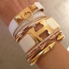 Hermes Bangle, Hermes Bracelet, Hermes Jewelry, The Bangles, Wrist Candy, Arm Candy, Bling Bling, Jewellery And Watches, Givenchy