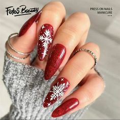 Click here to view more Fofosbeauty Press On Nails at lower price! Limited Edition Christmas Design Nails Decoration are here, with glossy extra-long stiletto shaped nails! Spare yourself a schlep to the salon with DIY false nails that also save you time and money. Wickedly chic one-of-a-kind manicures will make you look spellbindingly beautiful in a snap. Created exclusively for Fofosbeauty by top professional nail artists and social influencers, you wont find these styles anywhere else. Fofosb Nail Tip Designs, Red Christmas Nails, Nagel Tips, Nail Type, Snowflake Nails, Winter Nail Art, Girls Nails, Christmas Nail Designs, Stick On Nails