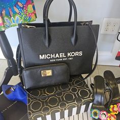 Mk Purse, 1 Signature Color And1 Black And White, 1 Black Wallet Black Purse Michael Kors, Black Michael Kors Purse, Michael Kors Bags With Silver-tone Hardware For Errands, Black Michael Kors Wallet, Mk Purse, Michael Kors Travel Wallets With Gold-tone Hardware, Black Wallet, Michael Kors Bag, Purse Wallet