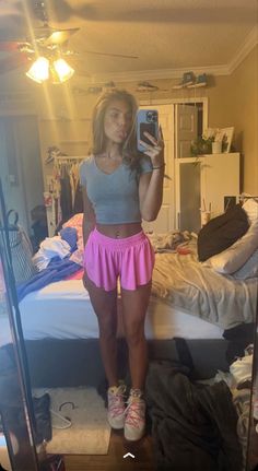 Lulu Shorts Outfit, Flowy Shorts Outfit, Flowy Athletic Shorts, White Girl Outfits, Lulu Shorts, Tennis Skirt Outfit