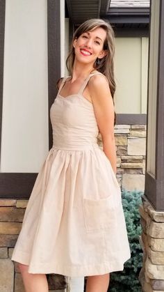 So Classic Sundress Pattern - P4P (Spring Blog Hop!) - Let's Go Hobby Clockmakers Daughter, Sun Dress Patterns, Petite Sundresses, Sun Dress Pattern, Classic Sundress, Feeling Feminine, Sundress Pattern, Plain Skirt