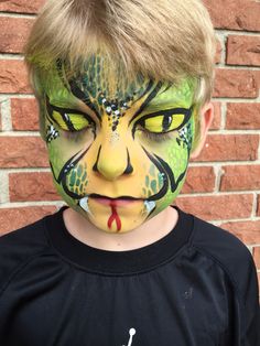 Mark Reid style serpent Crocodile Makeup Halloween, Snake Make Up Ideas, Cobra Face Paint, Alligator Face Paint, Snake Face Paint, Green Snake Makeup Looks, Jungle Book Costumes, Play Makeup