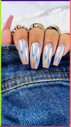 This kiss nail art hack is literally 👩‍🍳 #nailinspo #valentine\n⚠️ don’t do this with gel ⚠️ uncured gel shouldn’t touch your skin or else it can cause allergies! I created this using regular nail polish! ❤️ \n#nails\n#nailart\n#kissnails\n#valentinesnails\n#romanticnails\n#rednails\n#nailarthack\n#nailinspo\n#nailinspiration\n#lovenails\n#naillove\n#nailpolish\n#diynails\n#easynails\n#beginnernails\n#minimalnails\n#shortnails\nat home manicure short nails nail art hack design easy simple beginner nail polish idea for valentines inspo inspiration romantic kiss nails diy tutorial red polish short nails Holographic Nail Designs, Wedding Nail Polish, Nail Glam, Toenail Designs, Holo Nails, Nails Chrome, Nail Board, Long Stiletto, Short Coffin