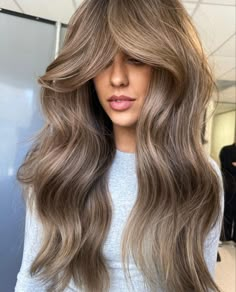 Level 7 Hair With Lowlights, Tease Lights Hair, Coffee Beige Hair, Smokey Beige Balayage, Hair Color Green Eyes, Ash Beige Hair, Drybar Blowouts, Teddy Bear Bronde, Beige Brown Hair