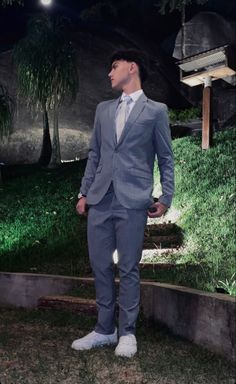 Semi Casual Men Outfits Wedding, Grad Suits, Suits For Guys, Boy Prom Outfit, Prom Outfits For Guys, Prom Men