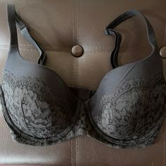 Brand New No Tag Victoria's Secret Fitted Bra With Medium Bust Support, Victoria's Secret Fitted Full Coverage Bra, Victoria Secret Bras, Bra Tops, Victoria Secret, Women's Intimates, Victoria's Secret, Brand New, Bra