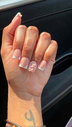 Real Short Acrylic Nails Square, Short Acrylic Nails Extra, French And Solid Nails Together, Short Nail Inspo Square, Birthday Nails 12, French Tip Shorties, French Tip Nails Classic, Exotic Short Nails, Promotion Nails