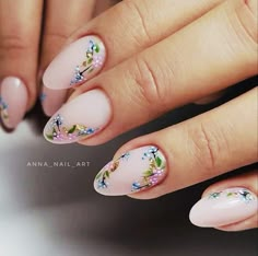 Vibrant Nails, Pretty Nail Art Designs, Cute Gel Nails, Spring Nail Art, Neutral Nails, Spring Nail