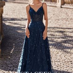 Didn’t Realize I Can’t Return, Bought A Few Styles For My Daughter. Brand New With Tags. Beautiful Design. Navy Blue Prom Dresses Long, Prom Dresses Silk, Dark Blue Prom Dresses, Dark Blue Prom Dress, Cotillion Dresses, Feather Prom Dress, Silk Prom Dress, Navy Blue Prom Dresses, Prom Dress Inspo