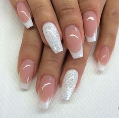 White Nails With Clear Nail, French Tip Acrylic Nails Trendy, White Silver French Nails, Short Coffin New Years Nails, Steletoes Nails French Tip, Nails Modern Design, French Nail With Design, Feminine Nails Classy, White French Tips With Design