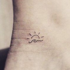 Sunshine + waves = all the positive vibes. Plus, ankle tats offer the ultimate, under-the-radar placement (just ask Maisie Williams). Small Sun Tattoo, Ankle Tat, Small Shoulder Tattoos, Wave Tattoo, Tattoo Trend, Inspiration Tattoo, Tattoos Geometric, Disney Tattoo